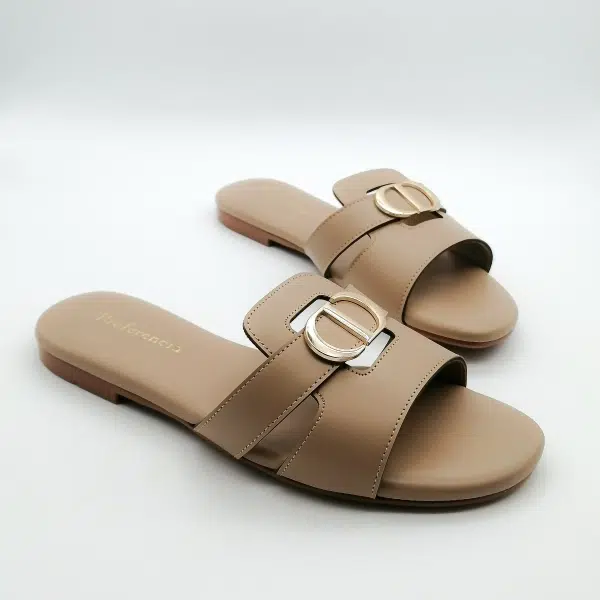 Sandales plates C.D pour femmes avec chaîne en métal, sandales plates décorées